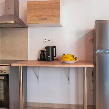 펜션 Paradisi Sea Escape Near The 페러데이션