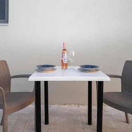 Paradisi Sea Escape Near The *